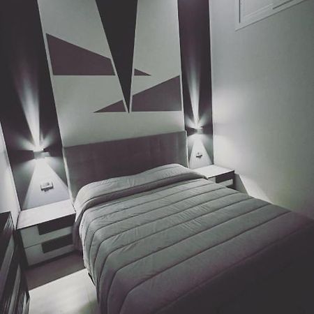 Dreams House Apartment คาตาเนีย ภายนอก รูปภาพ