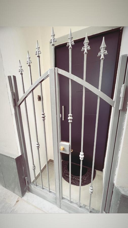 Dreams House Apartment คาตาเนีย ภายนอก รูปภาพ
